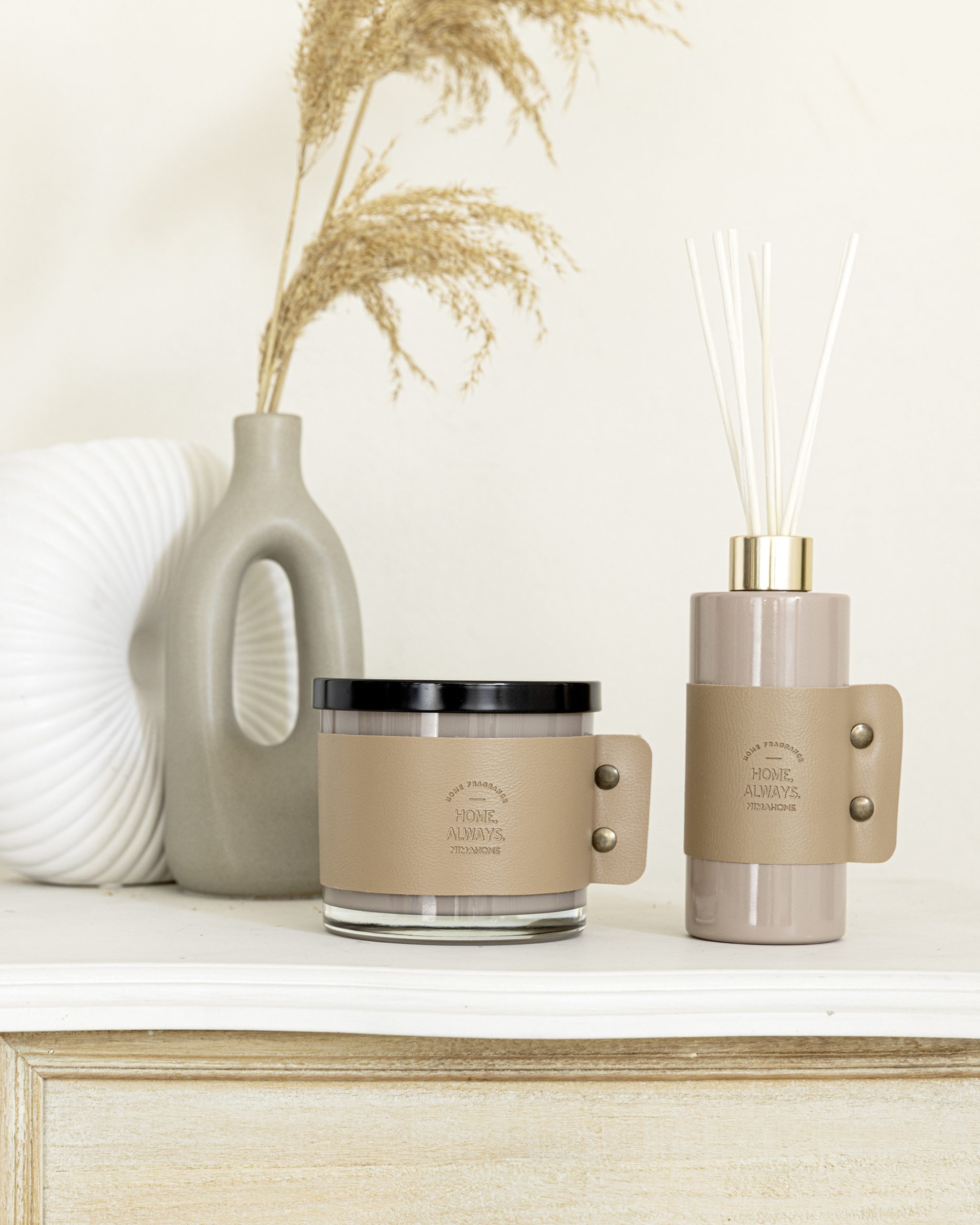 Nima Home Σετ Αρωματικό Χώρου με Στικ 100ml & Αρωματικό Κερί 130gr - Home, Always Powder